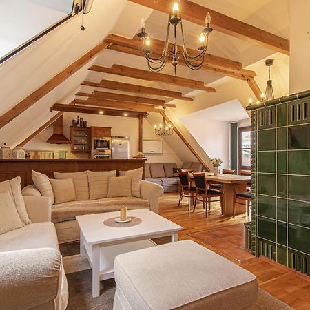 Apartamento Historický dům u lázní Třeboň Exterior foto
