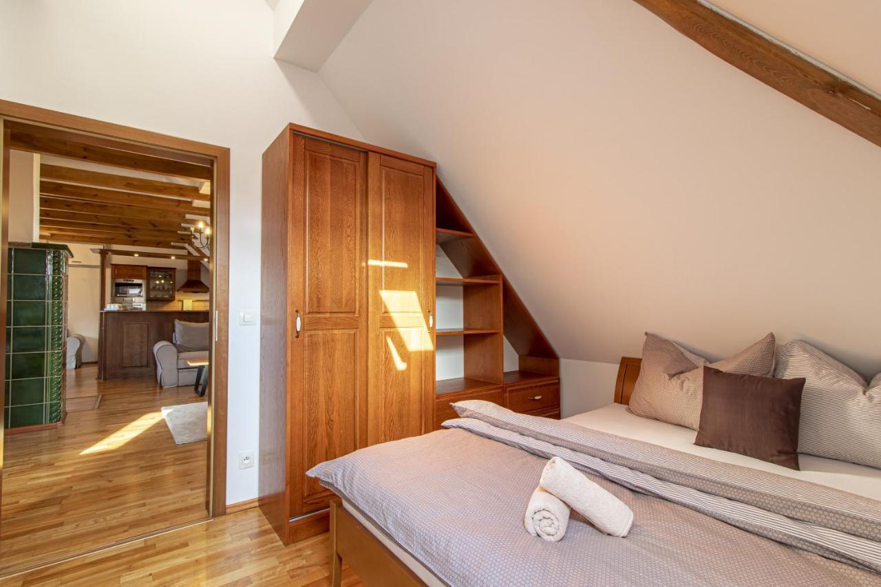 Apartamento Historický dům u lázní Třeboň Exterior foto