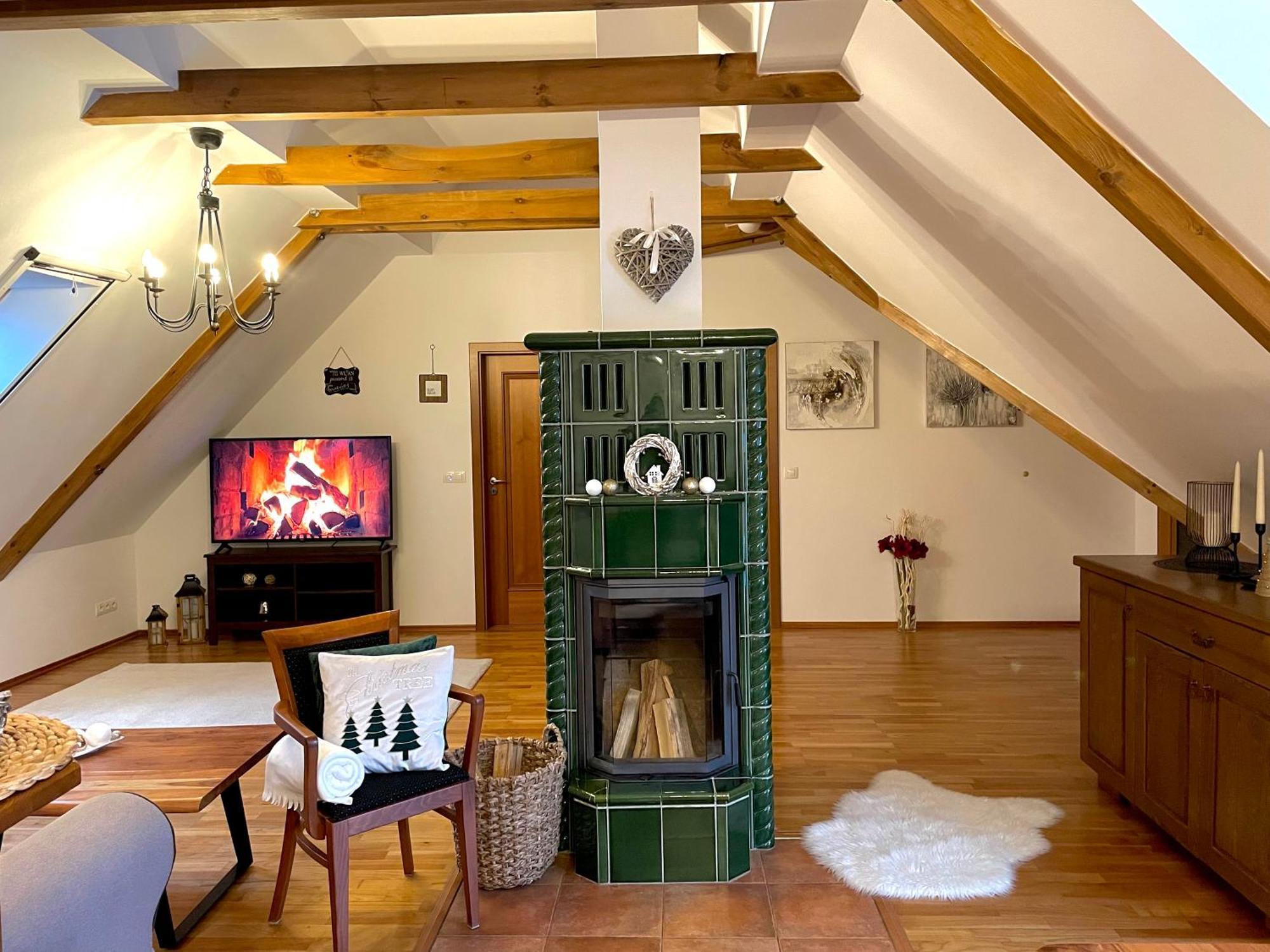Apartamento Historický dům u lázní Třeboň Exterior foto