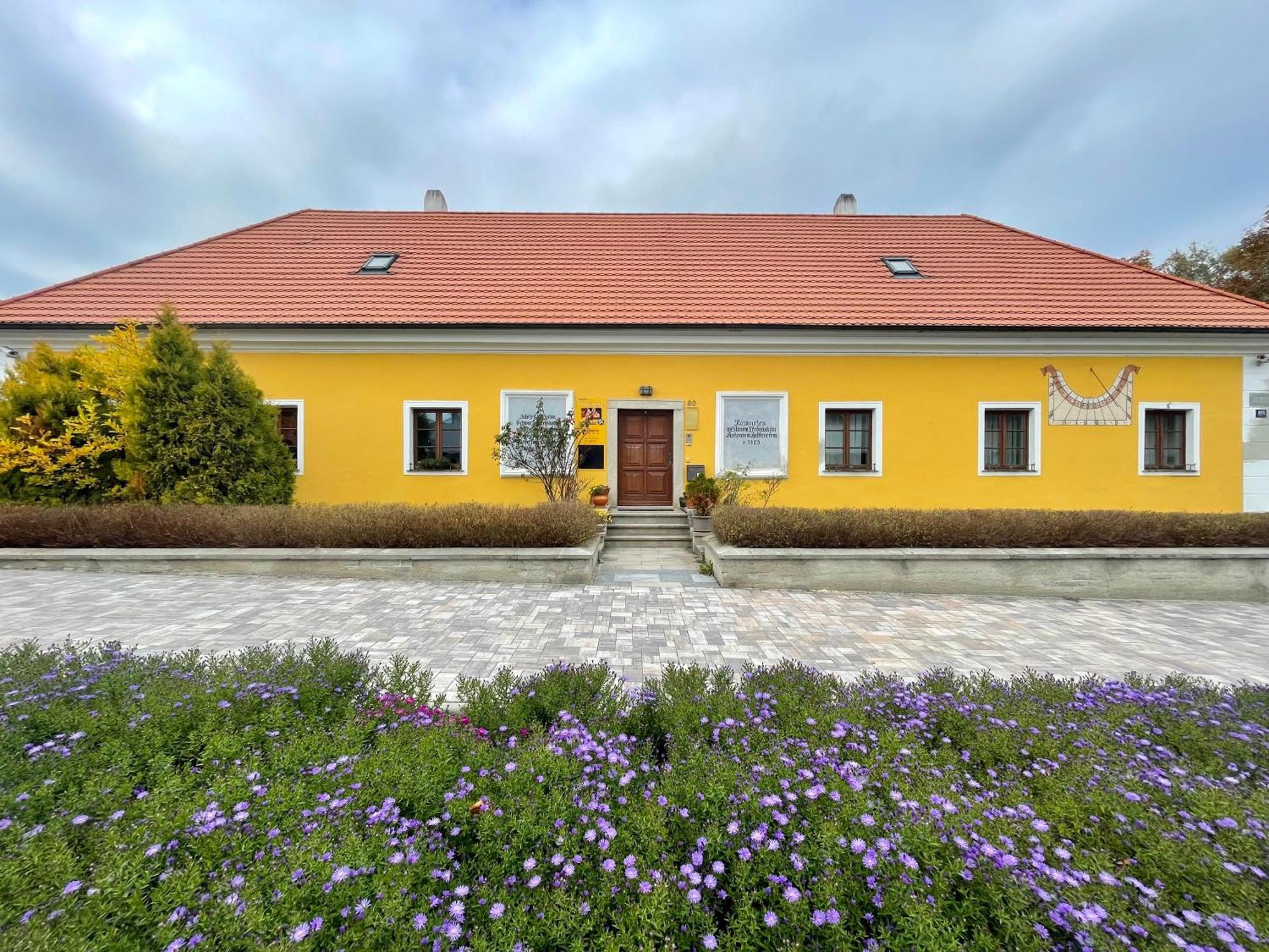 Apartamento Historický dům u lázní Třeboň Exterior foto